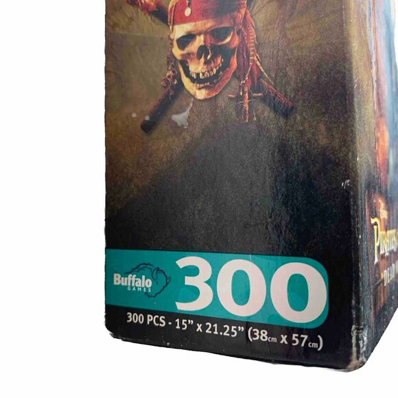 Pirates of the Caribbean "Dead Mans Chest" 300 PCS Puzzle Captain Jack 15x21.25” - Picture 4 of 6